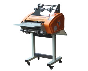 Рулонный ламинатор BULROS PD-360C Рулонный ламинатор BULROS PD-360C